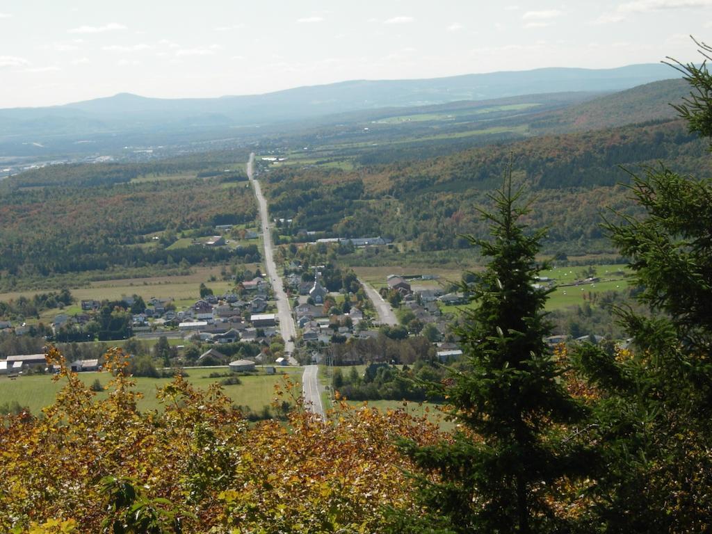 Le Gite Ambrelane Thetford Mines Εξωτερικό φωτογραφία