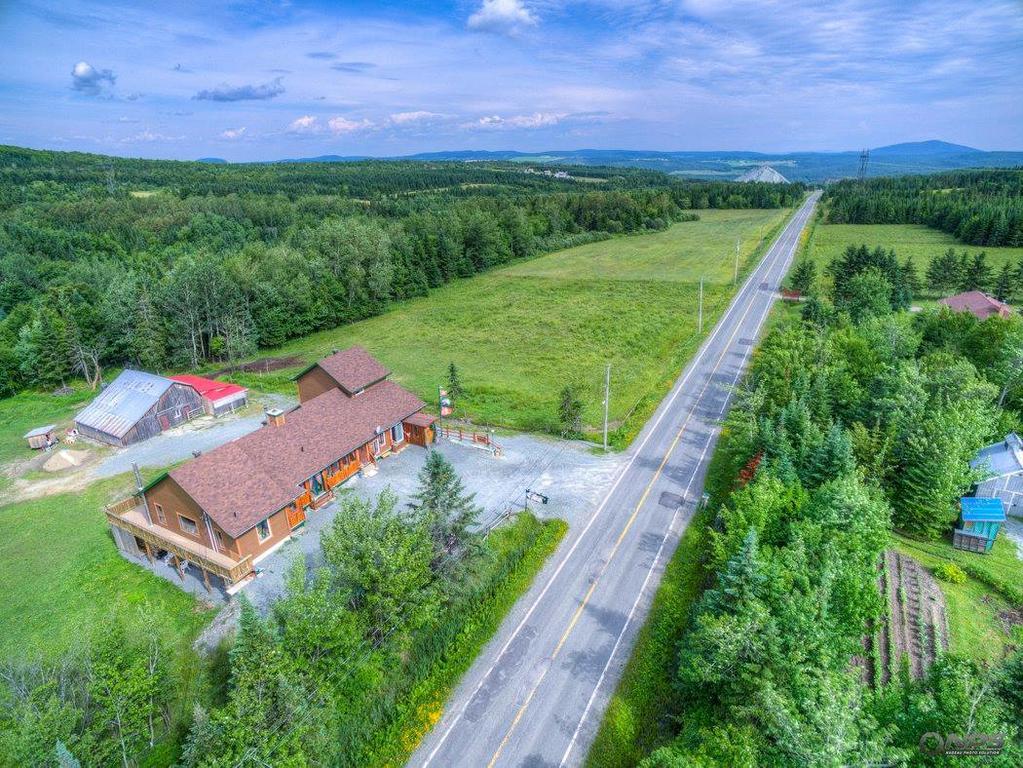 Le Gite Ambrelane Thetford Mines Εξωτερικό φωτογραφία