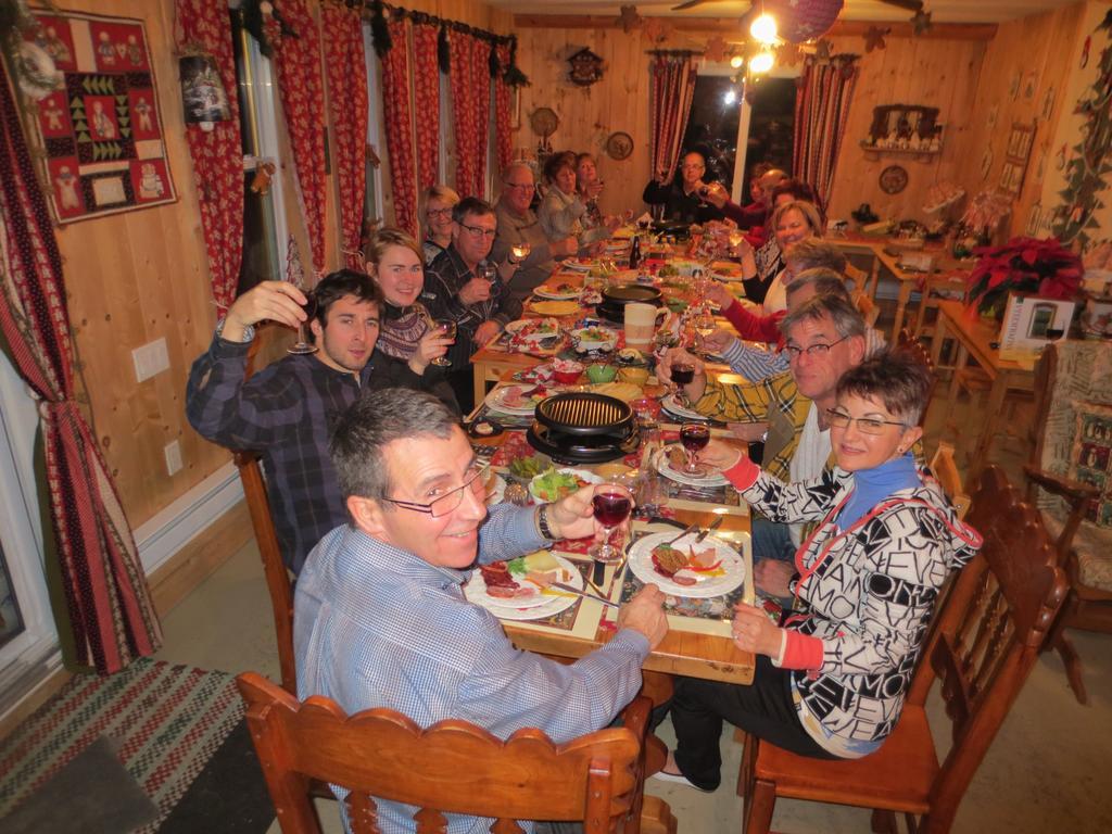 Le Gite Ambrelane Thetford Mines Εξωτερικό φωτογραφία